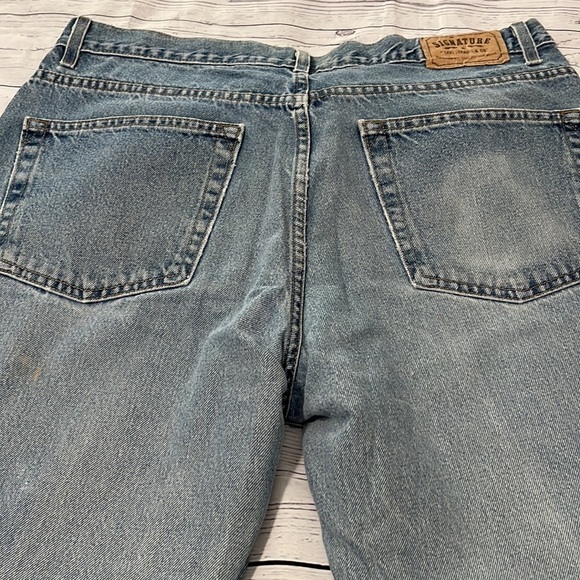 Levi relaxed signature 38x32 distressed denim jeans - Picture 11 of 12